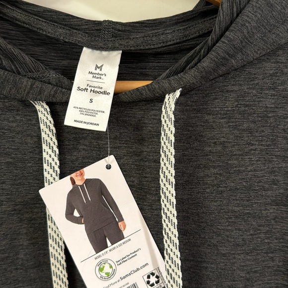 Members Mark Favorite Soft Women Hoodie with front pocket size S NWT - Picture 4 of 5